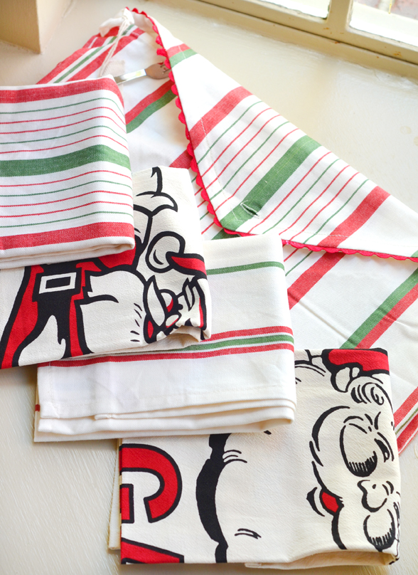 Santa towels 4